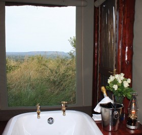 Zwahili Private Game Lodge & Spa