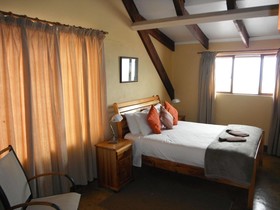 Drakensberg Mountain Retreat