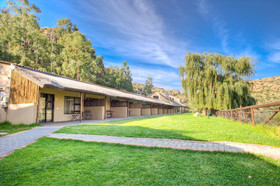 Lionsrock Lodge