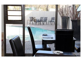African Footprints Lodge
