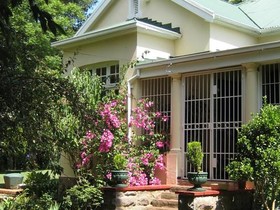 Alvaria Guesthouse