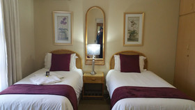 Bayswater Lodge
