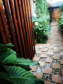 Bayswater Lodge