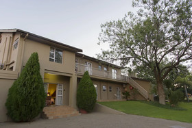 Bayswater Lodge