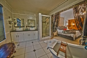 Dersley Manor