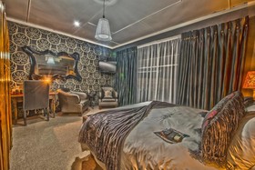 Dersley Manor