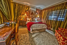 Dersley Manor