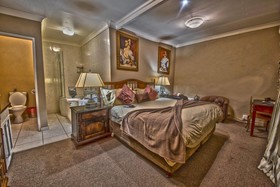 Dersley Manor