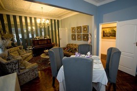 Dersley Manor