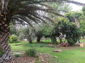Eden Guest Farm