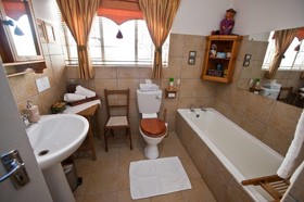 Flo-Ben Guest House