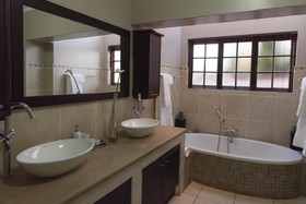 North Hill Guesthouse