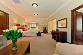 Eagle Wind Manor