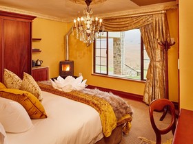Swallow Cliff Hall