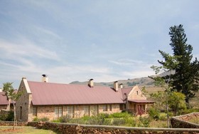 Ahh Chimneys And Roses