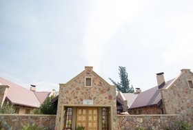 Ahh Chimneys And Roses