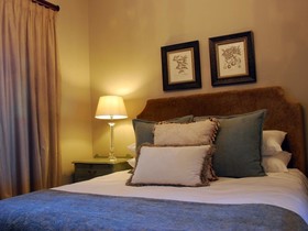 Sneezewood Bed & Breakfast Self-Catering Cottage