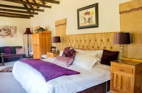 Hawklee Country House