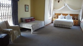 Autumn Breeze Manor & Lodge