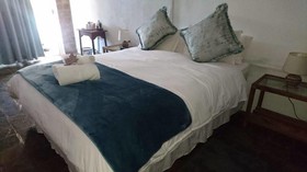 Autumn Breeze Manor & Lodge
