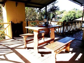Autumn Breeze Manor & Lodge