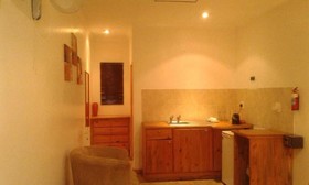 D&H Guesthouse