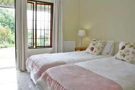 Hilton Bed & Breakfast