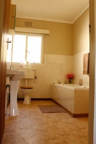Lowestoffe Country Lodge