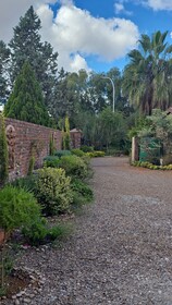 Flower Lane Guesthouse