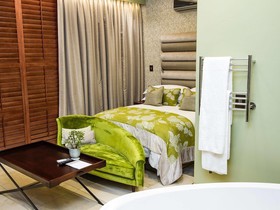 Kimberley Anne Small Luxury Hotel