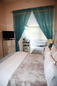 Oleander Guest House