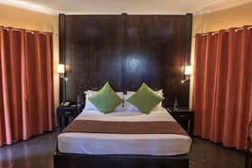 Shumba Valley Lodge