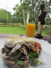 Hamiltons Lodge & Restaurant