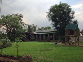 Hamiltons Lodge & Restaurant