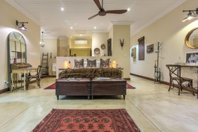 Kambaku River Lodge