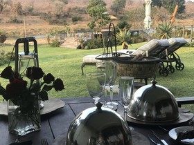 Kambaku River Lodge