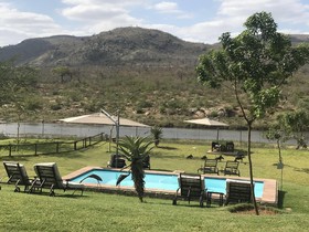 Kambaku River Lodge