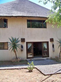 Bushwise Safari & Lodge