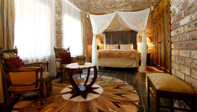 Genet House