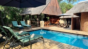 Singwe Private Safari Lodge