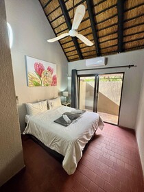Singwe Private Safari Lodge