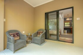 Thornforest Luxury Bush Lodge