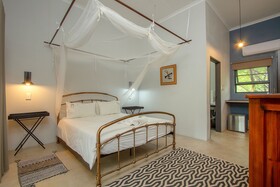 Thornforest Luxury Bush Lodge