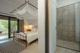 Thornforest Luxury Bush Lodge