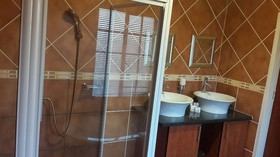 Unique Rose Guesthouse