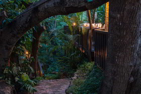 Shangri-La Country Hotel & Spa
