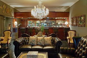 Shangri-La Country Hotel & Spa