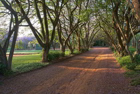 Shangri-La Country Hotel & Spa