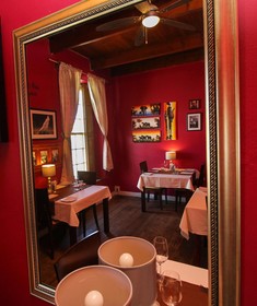 Four Oaks Guesthouse and Templeton's Restaurant
