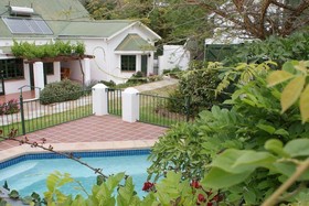 Koo Karoo Guest Lodge and Self Catering